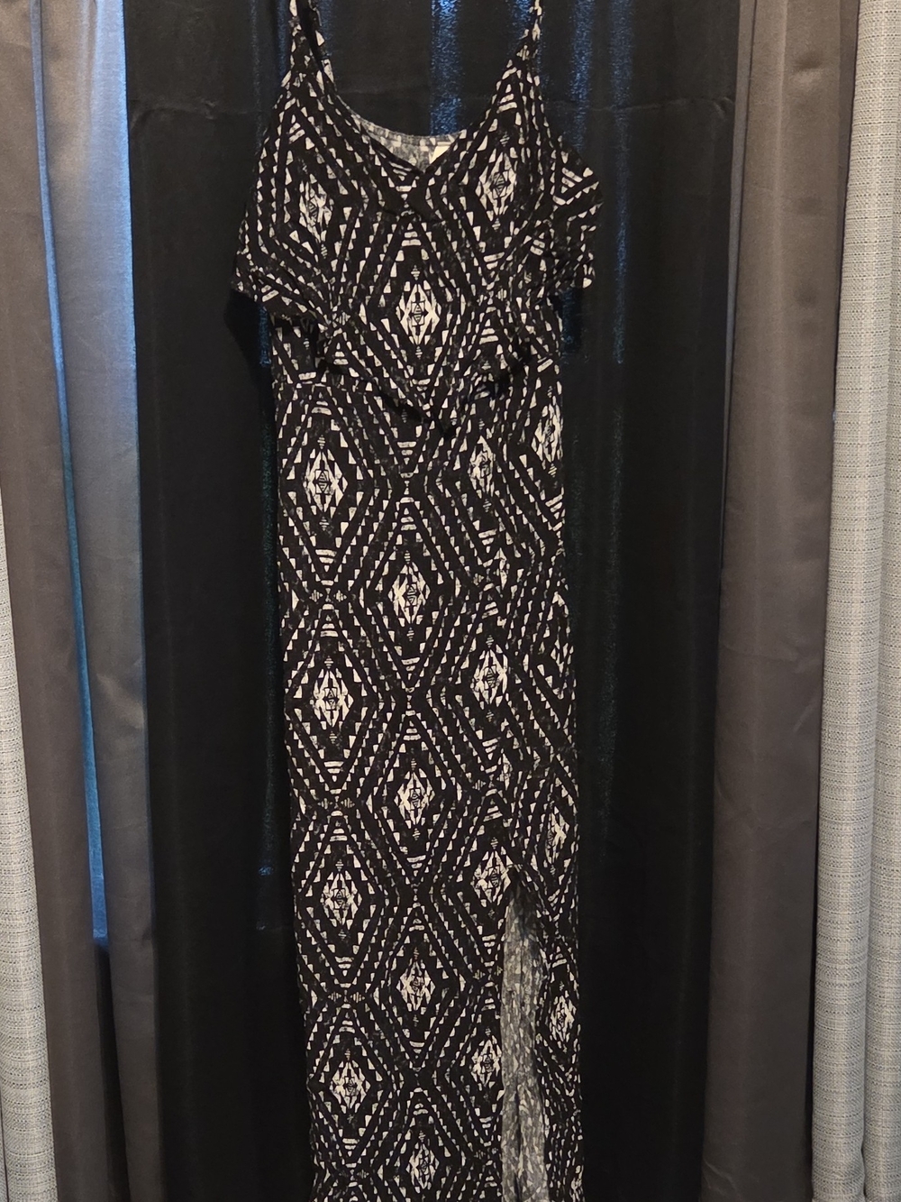 Mudd Black and White Geometric Maxi Dress